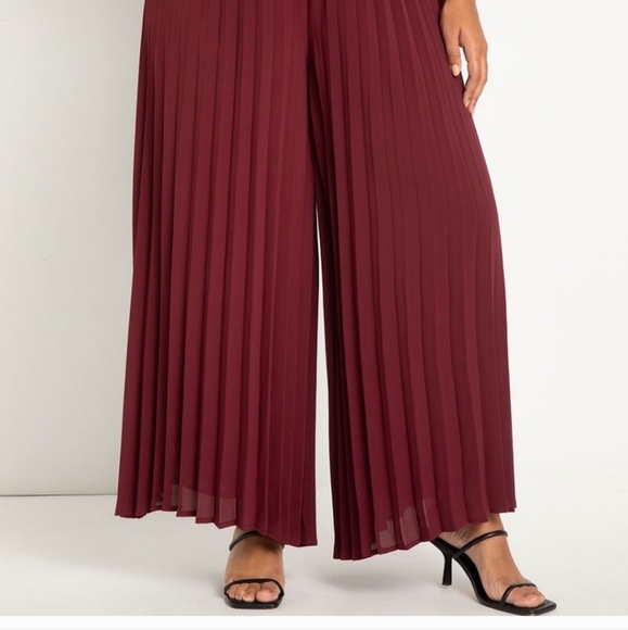 Eloquii Pants - NWT Eloquii Pleated Pants